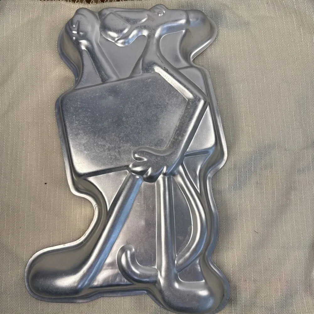 Vintage Pink Panther 1977 Wilton 502-4548 Aluminum Cake Pan Mold 16